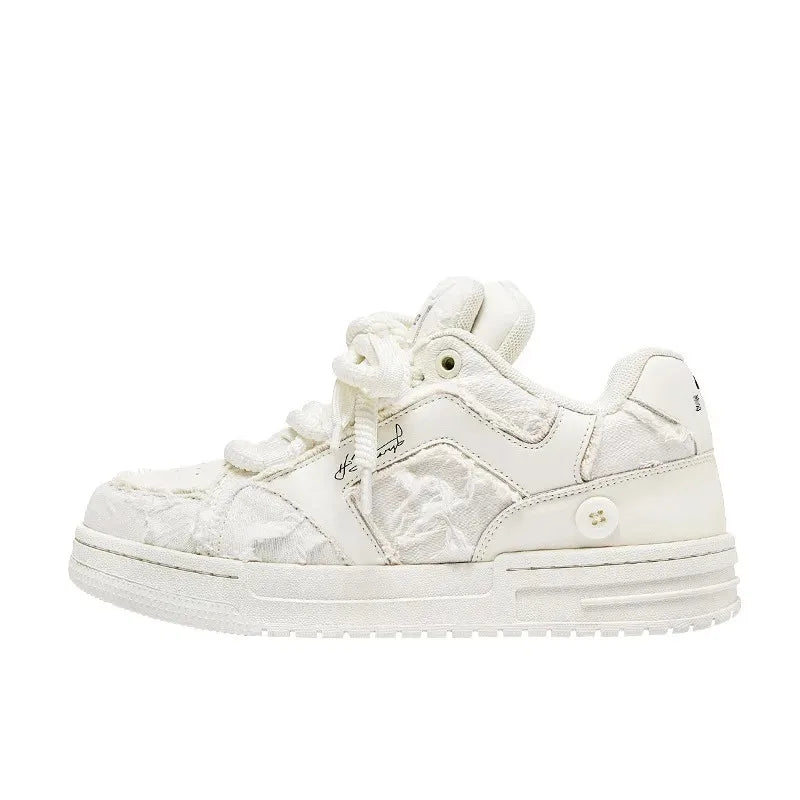 Guangzhou Trendy White Casual Shoes Low Top Men's Women's Board Shoes Rubber Sole Tassel Element Leisure Style Ad Adult Royal Drip
